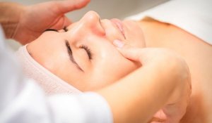 Lymphatic drainage facials